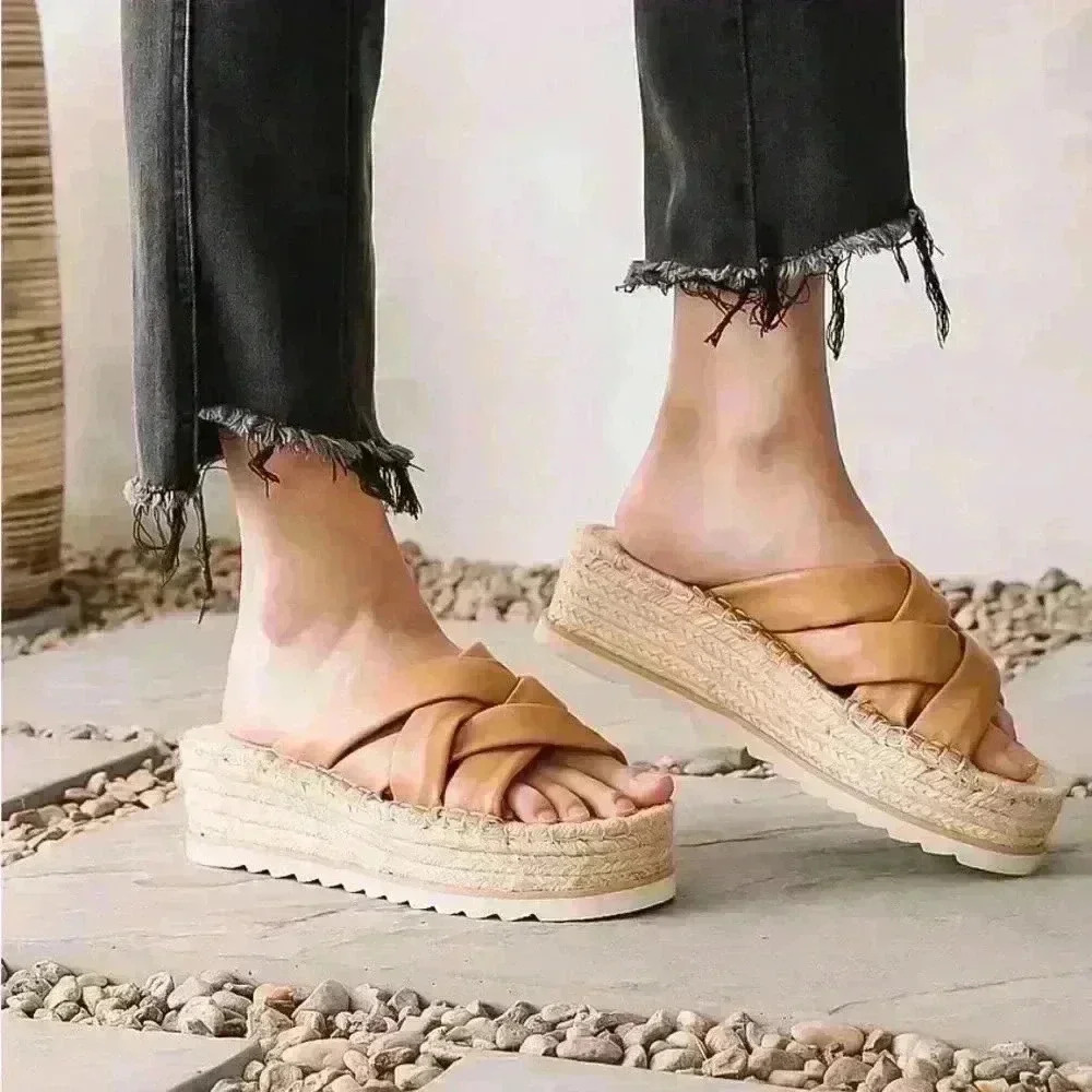 Oasis Society Espadrille Sandals size 6 - Picture 2 of 4